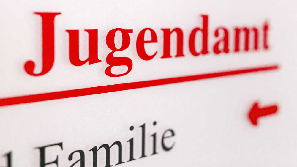 Image - Großteil der Jugendämter in Deutschland überlastet