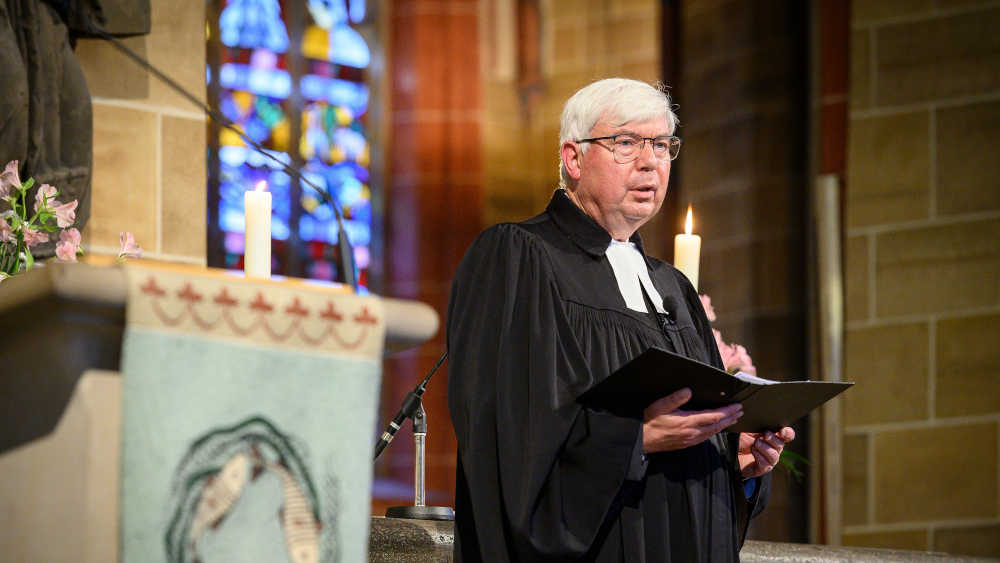 Theologe Bernd Kuschnerus: "Geben, damit andere etwas davon haben" - das ist der Grundsatz kirchlicher Arbeit