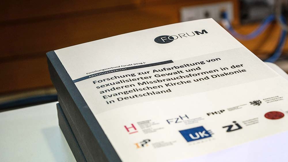 Über die Konsequenzen aus der Missbrauchsstudie wird diskutiert