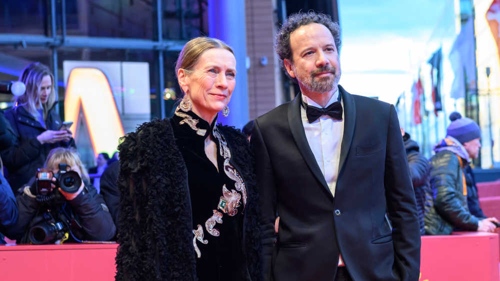 Die Leitung der Berlinale, Mariette Rissenbeek und Carlo Chatrian, vor der Preisverleinung der 74. Internationalen Filmfestspiele Berlin