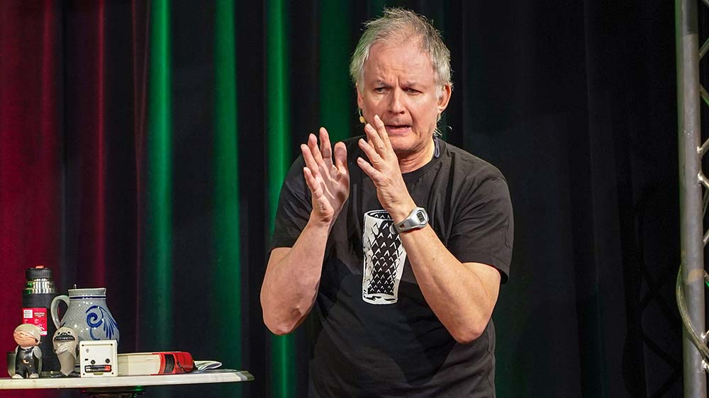 Claus-Jochen („Clajo“) Herrmann, hier bei einem Auftritt im März 2020, ist gestorben