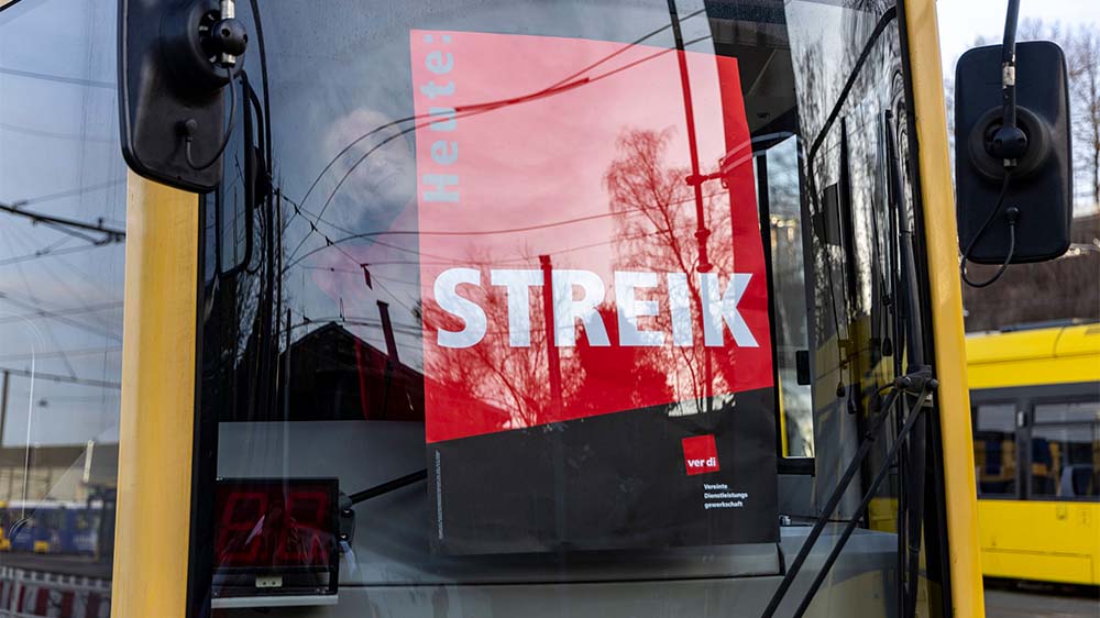 Fridays for Future und Verdi wollen eine Erweiterung des öffentlichen Nahverkehrs und mehr Personal