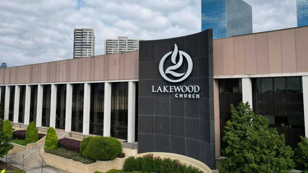 Die Lakewood Church ist eine überkonfessionelle evangelische christliche Megakirche