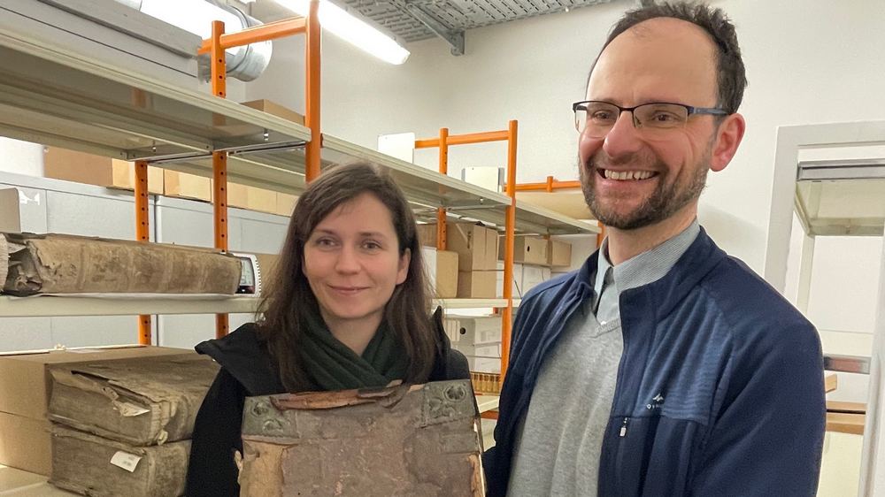 Image - Kirchenbibliothek Altentreptow: Alte Bücher auf Karrierekurs