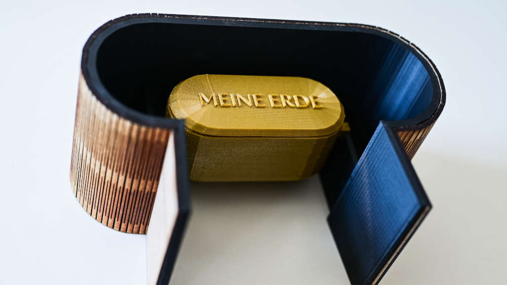 Image - Sachsen-Anhalt diskutiert über “Reerdigung”