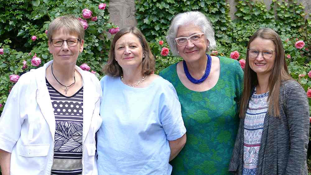 Das deutsche Weltgebetstags-Komitee: Ulrike Göken-Huismann, Cornelia Trommer-Klimpke, Brunhilde Raiser, Mona Kuntze (v. l.). Brunhilde Raiser ist die stellvertretende Vorsitzende und Delegierte für die Evangelischen Frauen in Deutschland
