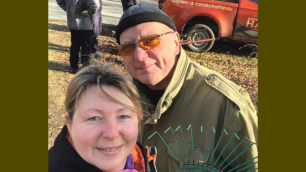 Tetiana Zodorozhna (45) mit ihrem Mann