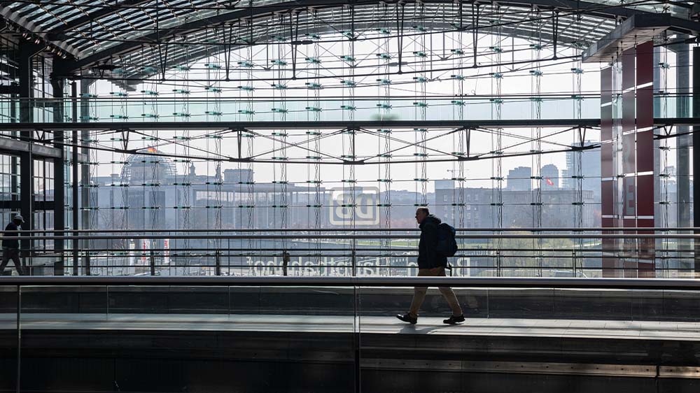 Mal wieder streikt die Bahn. Während viele Fahrgäste genervt sind, betont unsere Autorin die Bedeutung des Streikrechts