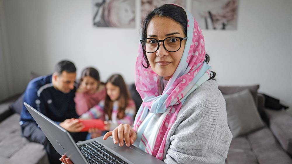 Farkhunda Karimi aus Afghanistan studiert in Bielefeld "Sozialwissenschaftliche Nachhaltigkeits- und Transformationsstudien"