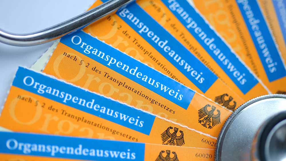 Der Organspendeausweis hat bald ausgedient