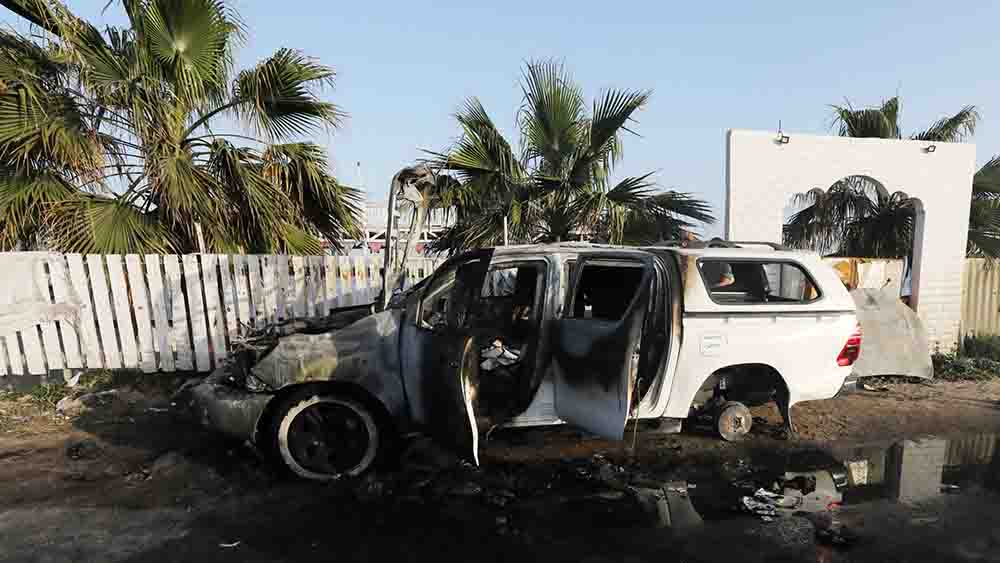 Das Auto der Hilfsorganisation Central World Kitchen ist bei der Attacke schwer beschädigt worden