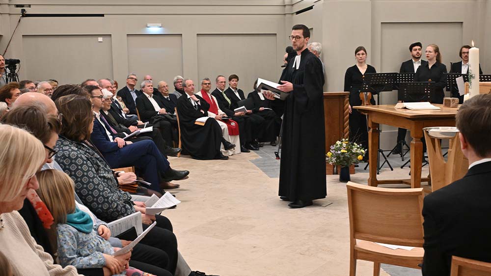 Feierlicher Eröffnungsgottesdienst am Ostermontag (01.04.2024) in der Nagelkreuzkapelle im Turm der Garnisonkirche in Potsdam