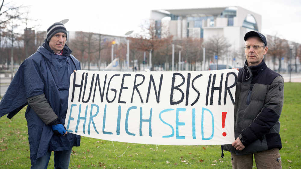 Image - Klimaaktivisten unterbrechen Hungerstreik