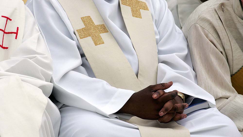 Einen schwarzen Priester lehnte die Trauergemeinde ab (Symbolbild)