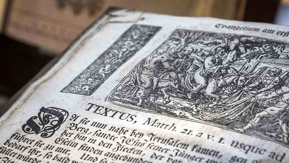 Eine seltene historische Bibel kommt ins Mainzer Gutenberg-Museum (Symbolbild)