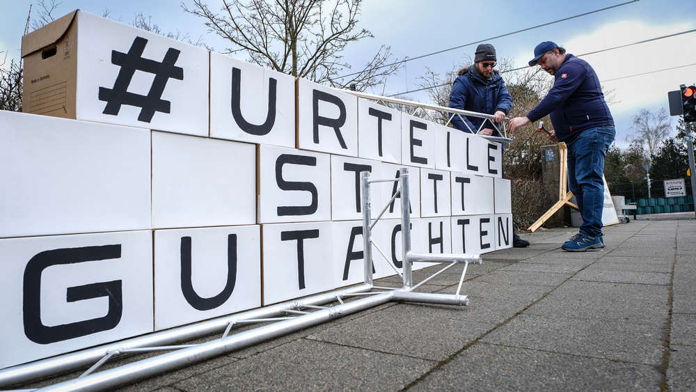 Image - Trotz Missbrauchs-Verdacht: Landeskirche muss Pfarrperson wieder einstellen