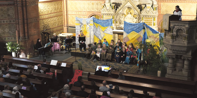 Gottesdienst am Tag der Bibel mit Kindermusical in der Görlitzer Lutherkirche.
