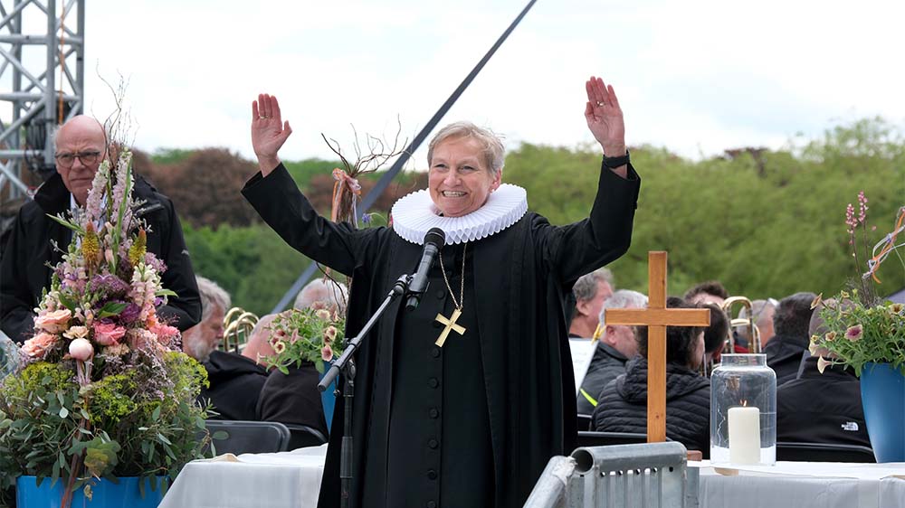 Image - Fehrs: Himmelfahrt trägt Kraft zum Neuanfang in sich