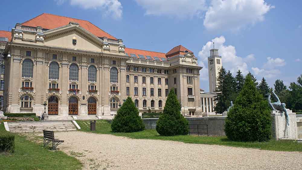 An der Uni in Debrecen lehrt der ungarische Theologe Sándor Fazakas