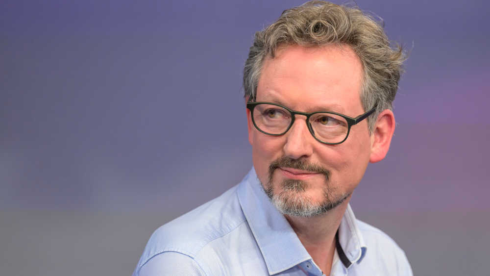 Eckart von Hirschhausen ruft alle Wahlberechtigten zur Teilnahme an der Europawahl auf