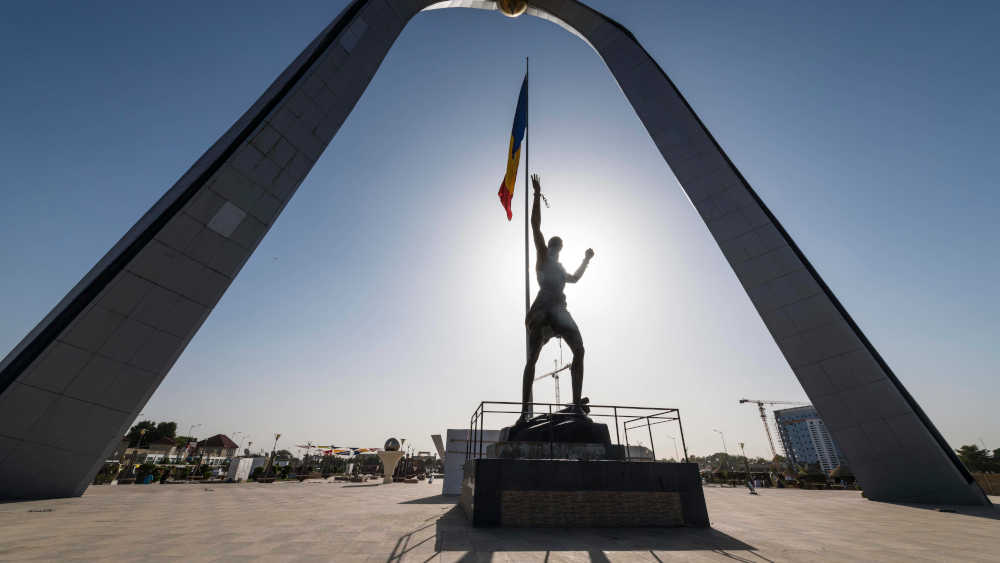 Das Monument der Unabhängigkeit thront am Place de la Nation in Tschads Hauptstadt N Djamena