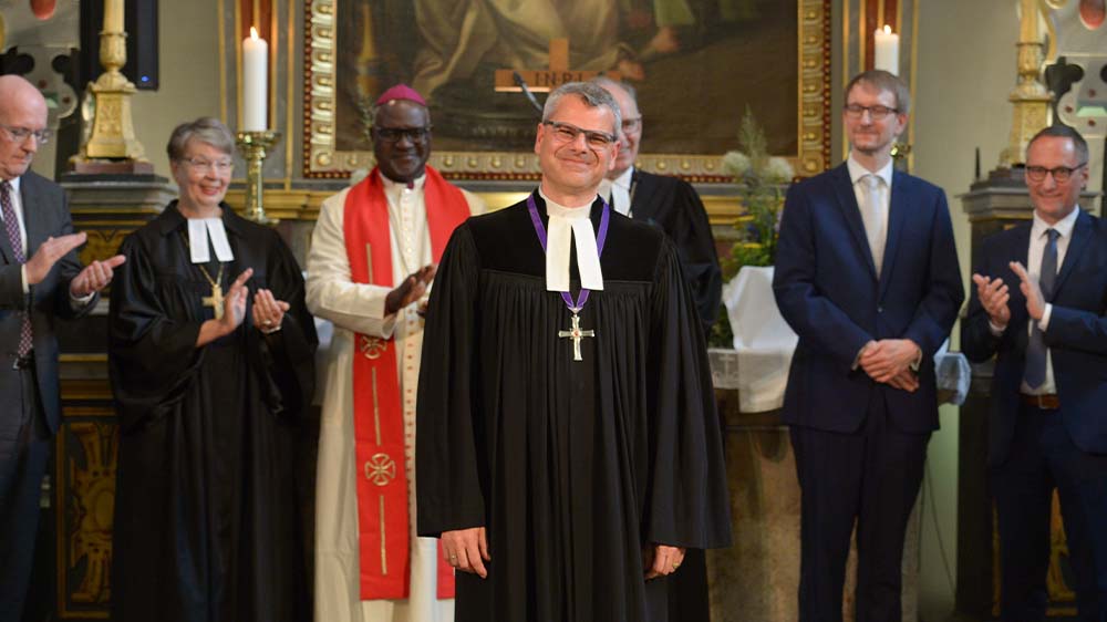 Image - Oliver Schuegraf als neuer Landesbischof eingeführt