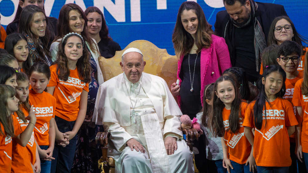 Papst Franziskus mit Teilnehmern der italienischen "Generalversammlung zur Geburtenrate"