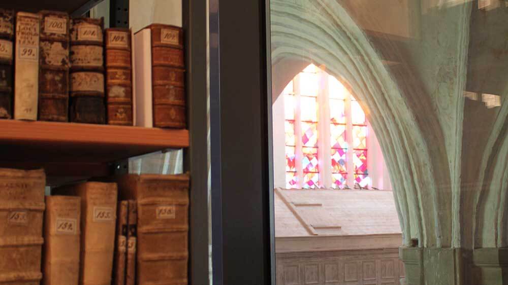 Nach und nach werden die besonderen Handschriften in der Bibliothek des Geistlichen Ministeriums im Greifswalder Dom digitalisiert