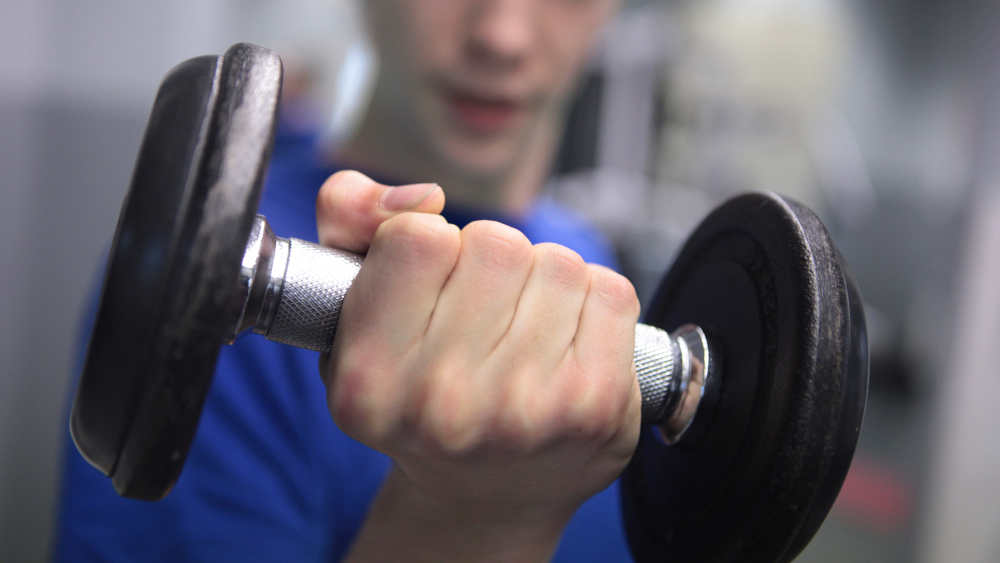 Trainieren bis zum Umfallen und bis alles wehtut: Experten warnen vor Sportsucht unter jungen Leuten