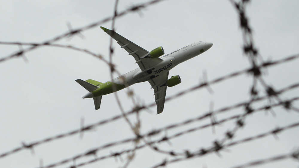 Image - Bericht über Abschiebungen am Flughafen Frankfurt vorgelegt