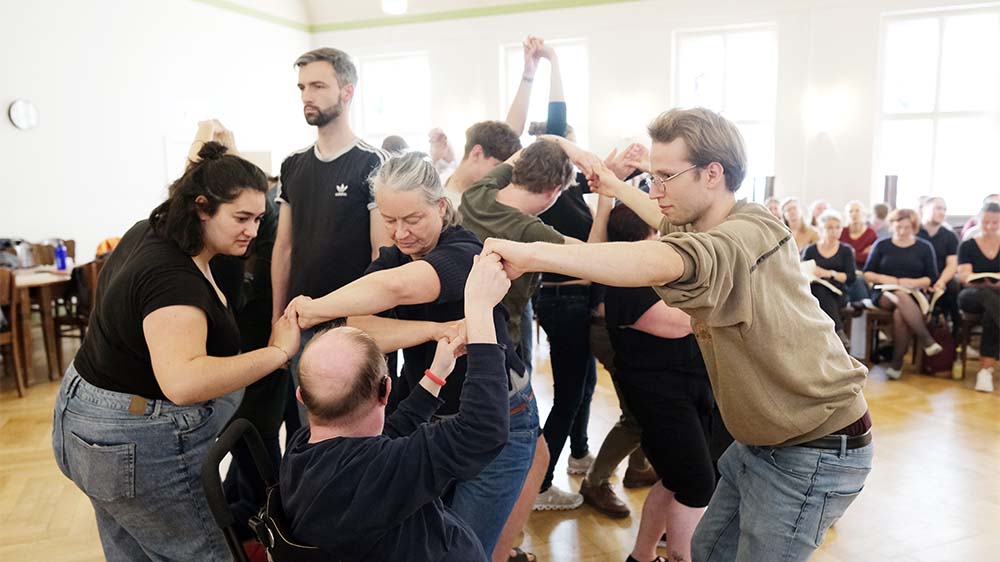 Image - Bach inklusiv: Leipziger Ensemble “Sing & Sign” führt Johannespassion auf