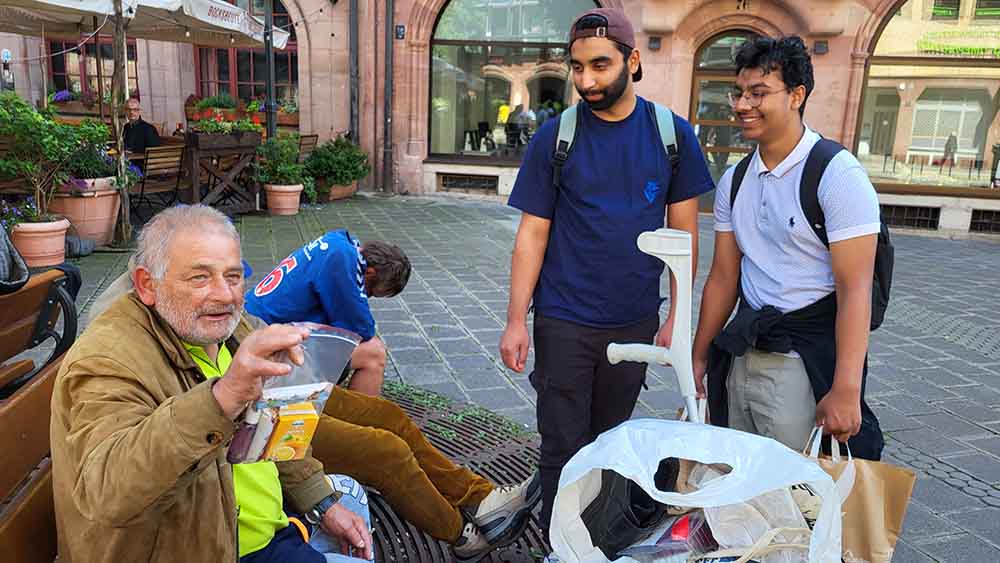 Image - Wie junge Muslime Obdachlosen in Nürnberg helfen