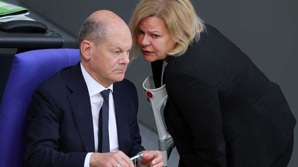 Kanzler Scholz und Innenministerin Faeser wollen Straftäter nach Afghanistan abschieben