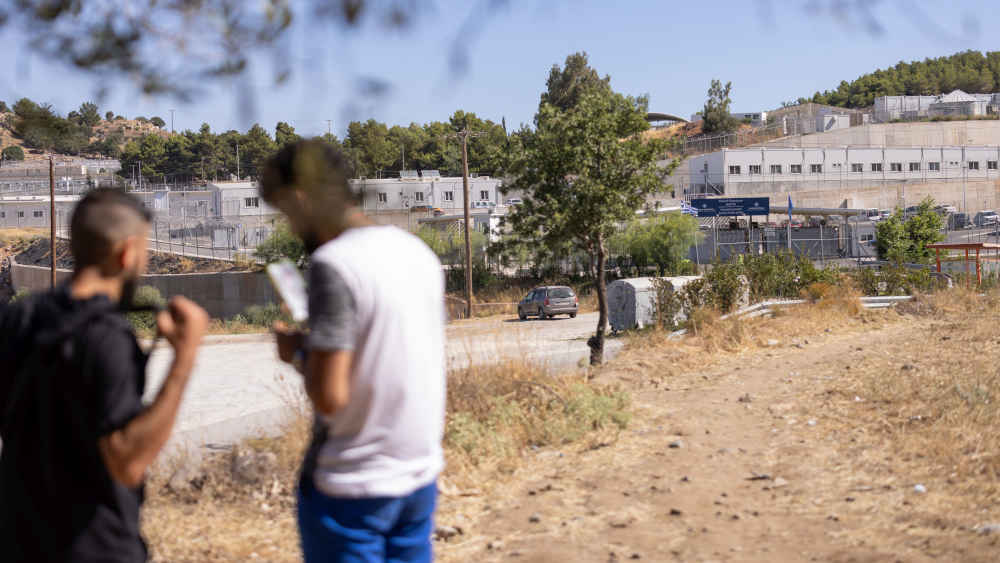 Das gigantisches Lager für Migranten und Flüchtlinge auf der griechischen Insel Kos