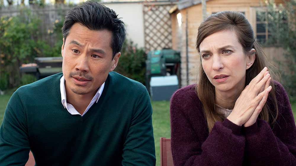 Streit ums Dessert: Ségolène Verneuil-Ling (Émilie Caen) und Gatte Chao Ling (Frédéric Chau) planen das Menü für die Überraschungsparty