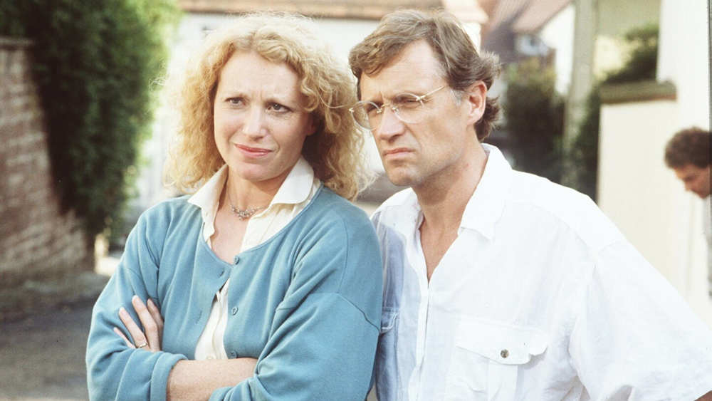 Oh Gott, Herr Pfarrer (ARD) mit Robert Atzorn und Maren Kroymann als schwäbische Pfarrersfrau Claudia Wiegandt