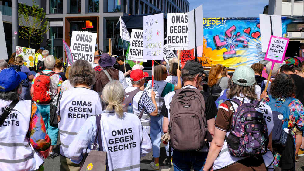 Image - Erster Bundeskongress “Omas gegen Rechts” in Erfurt
