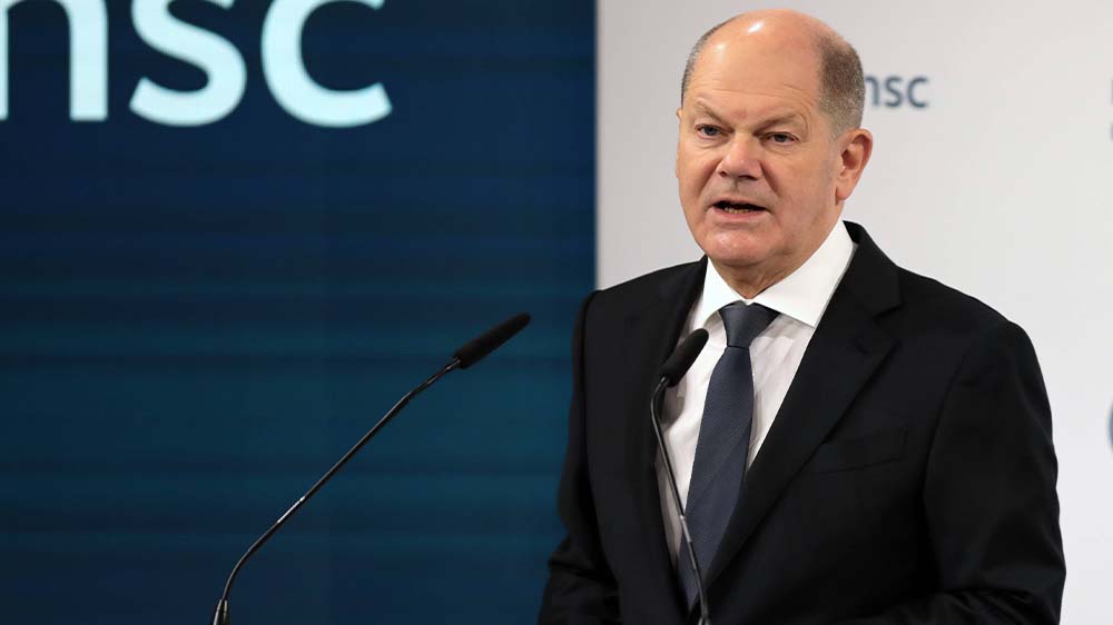 Bundeskanzler Olaf Scholz während seiner Rede an der Münchner Sicherheitskonferenz