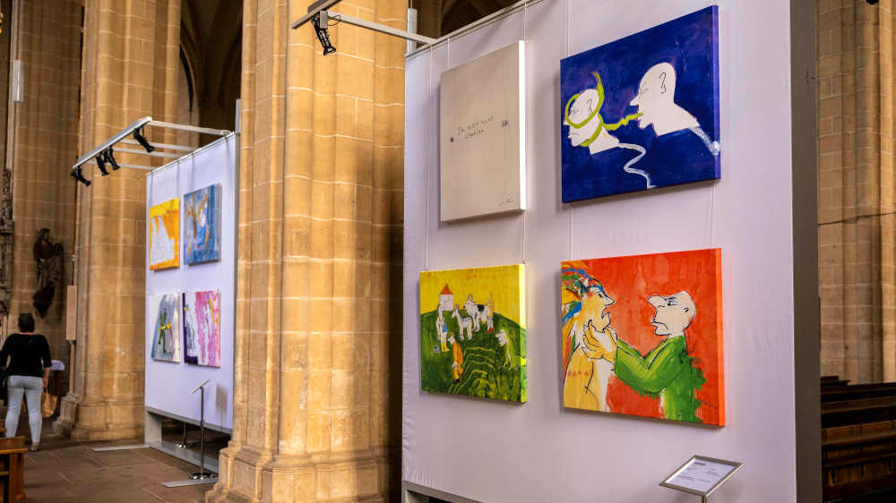 "Udos 10 Gebote" mit 24 Gemälden zu den biblischen 10 Geboten in der Severikirche in Erfurt (Archivbild)