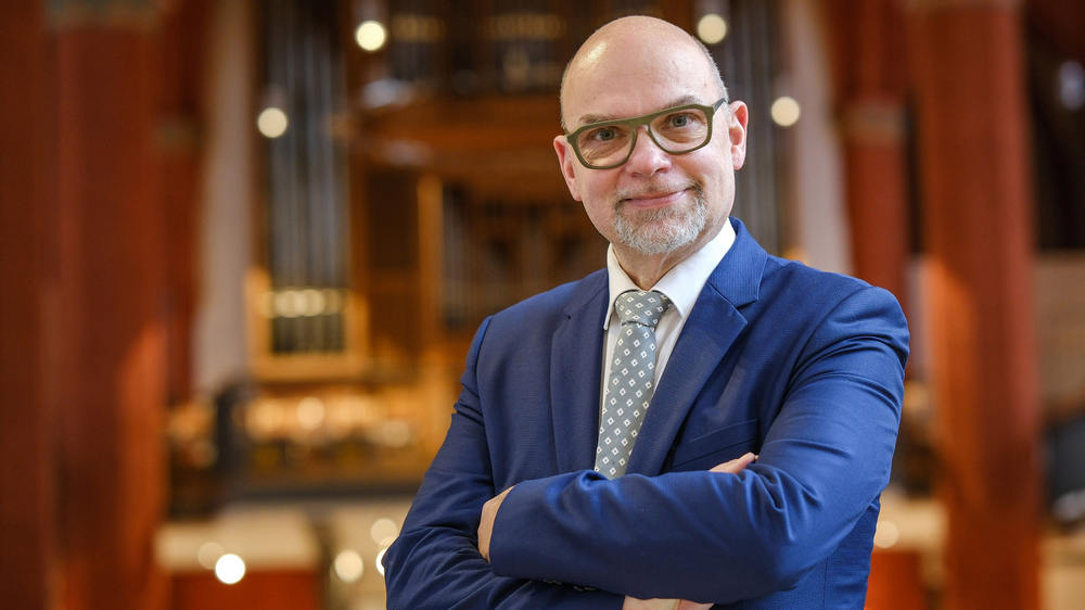 „Schon eine Turmsanierung kostet 150 000 Euro“, sagt der Superintendent Frank Uhlhorn.