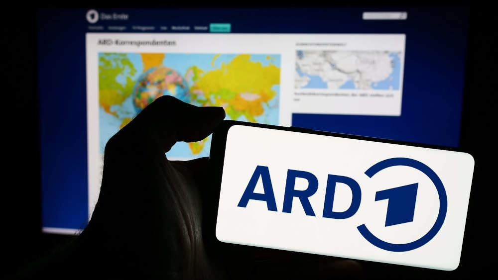 Die ARD rechnet in den kommenden Jahren mit deutlich rückläufigen Werbeeinnahmen, erklärte der Geschäftsführer der ARD Media, Tobias Lammert