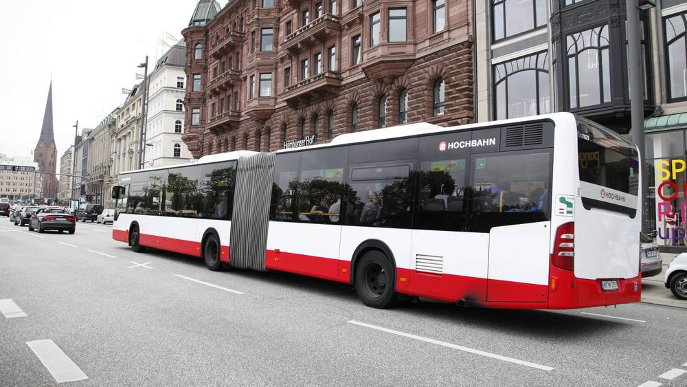 Linienbusse sind für Menschen in größeren Städten leichter zu erreichen