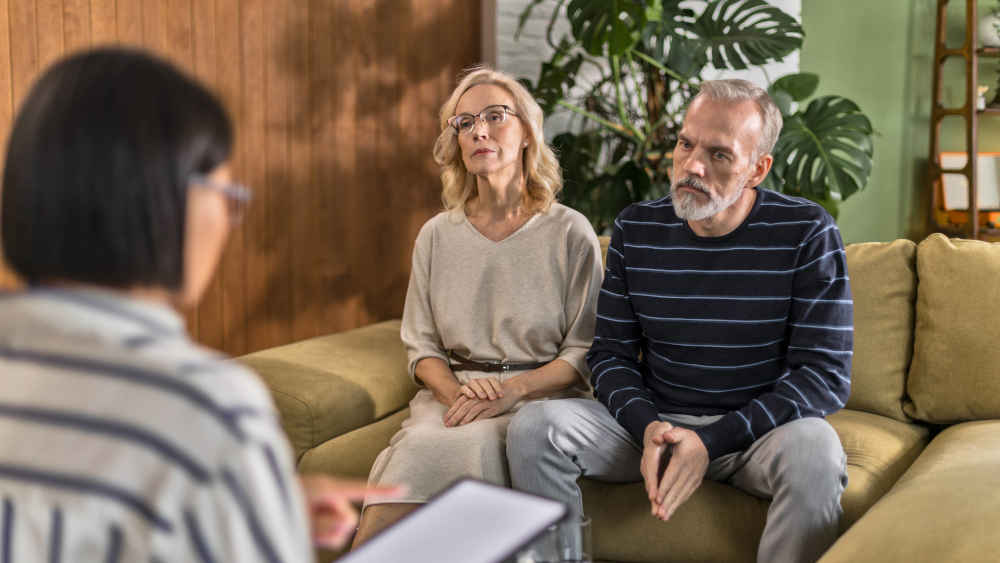 Generation 50+: Tipps für die Ehe oder eine Trennung