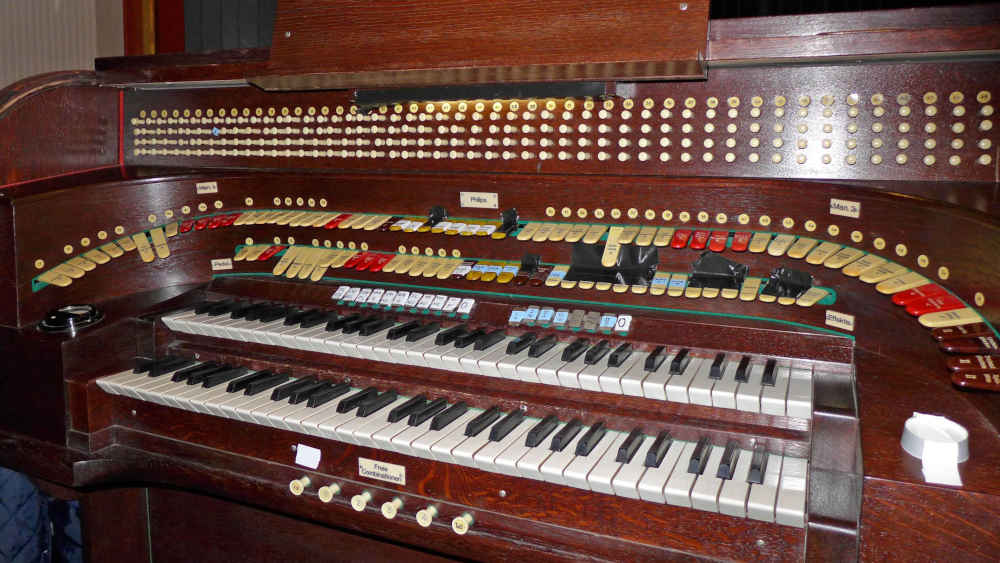 Aufwändiger Spieltisch: Mit Spezialeffekten gespickte Kinoorgel (Archivbild)