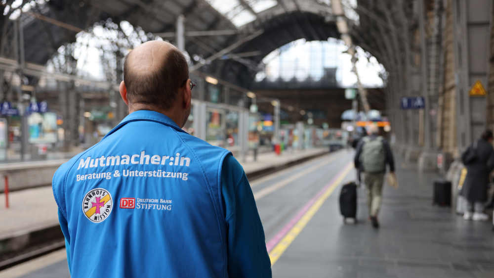 Bahnhofsmissionen kümmern sich um Menschen in Notlagen