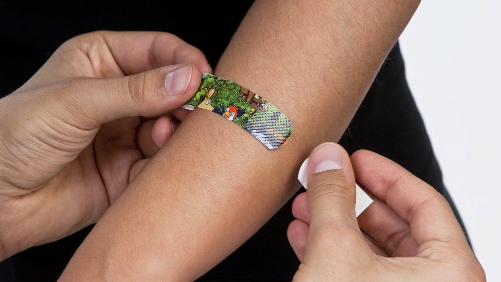 Pflaster und Gottes Hilfe sind einiges wert