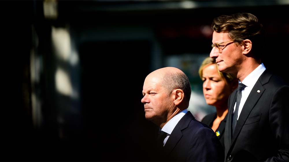 Bundeskanzler Olaf Scholz besuchte den Tatort in Solingen