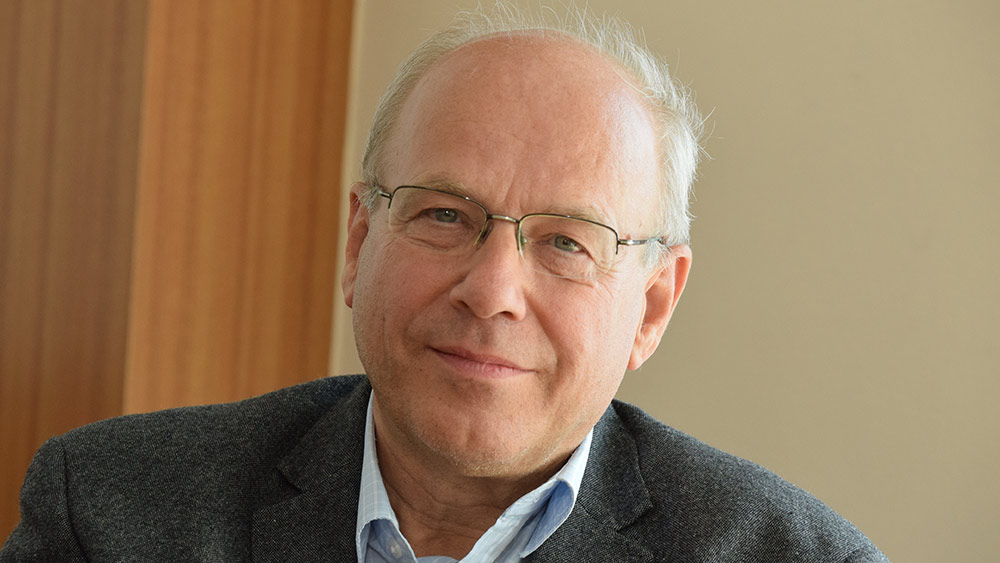 Image - Jesuit Klaus Mertes: Hören ist bedeut­samer als Sehen