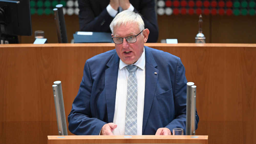 NRW-Arbeitsminister plädiert Laumann für ein neues Mindestlohnmodell