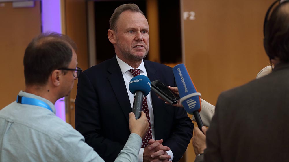 Image - Hamburger Innensenator kritisiert Kirchen im Streit um Kirchenasyl